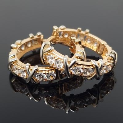 Auksiniai auskarai rinkės su akutėmis