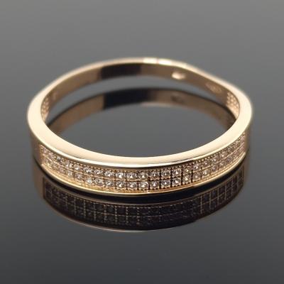 Auksinis žiedas su akutėmis