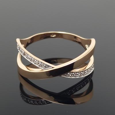 Auksinis žiedas su akutėmis