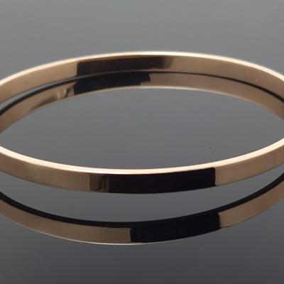 Standi auksinė apyrankė